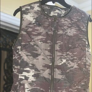 army print vest